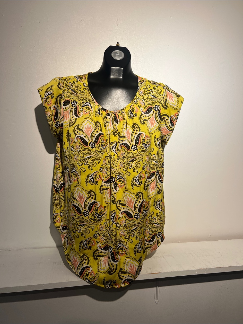 Liz Claiborne Yellow Paisley Top with Pink & Black Accents
